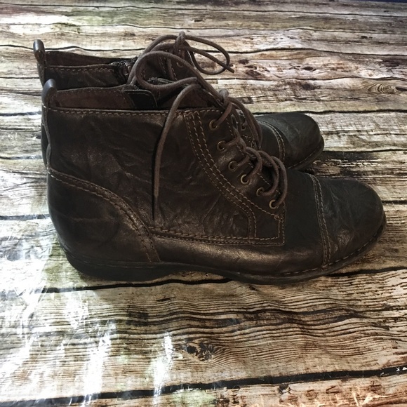 clarks womens whistle vine boot